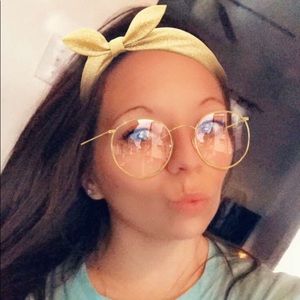 Meet your Posher, Beth